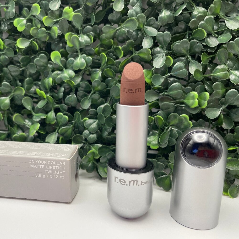 NEW IN BOX - R.E.M. Beauty - Full-On™ Plumping Lip Matte Liquid Lip - TWILIGHT